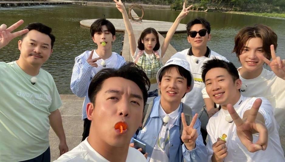 跑男到底有没有剧本当宋雨琦出场时,baby的一句话暴露真相