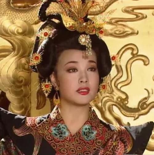  雕刻|武则天墓前有61个无头石人，千年无人破解，最后却被两个老农解开