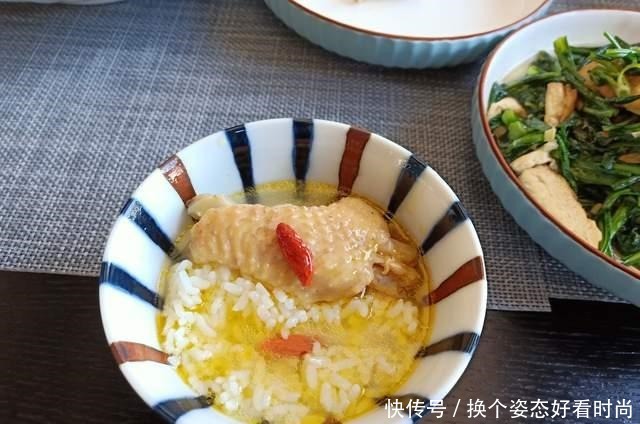 炖鸡汤|1只鸡2道菜,个个好吃又简单,沸腾了朋友圈,网友宝藏吃货