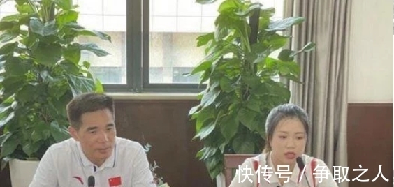 清华大学|一波未平一波又起，杨倩接连获得多份荣誉遭质疑，在表彰会上杨倩的教练不在其中！