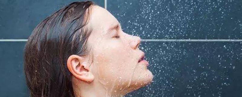洗澡后皮肤干燥怎么办