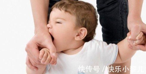 磨牙棒|宝宝什么时候出牙算正常?这6个信号是在暗示妈妈:我长牙了