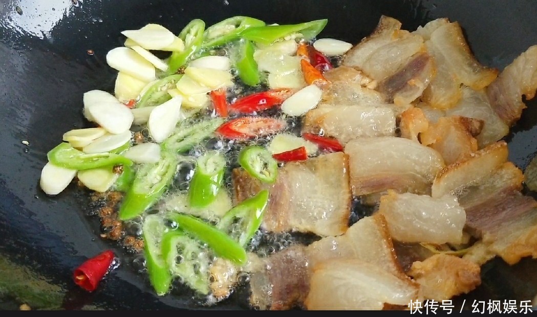  花菜好吃的做法，香脆可口，简单入味又下饭，大人小孩都爱吃