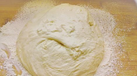 面包|终于找到面包最省力的做法了,不用揉面、不加黄油,照样松软无比