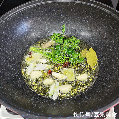 可口好上手的自制黄豆酱，再也不担心吃不上饭了