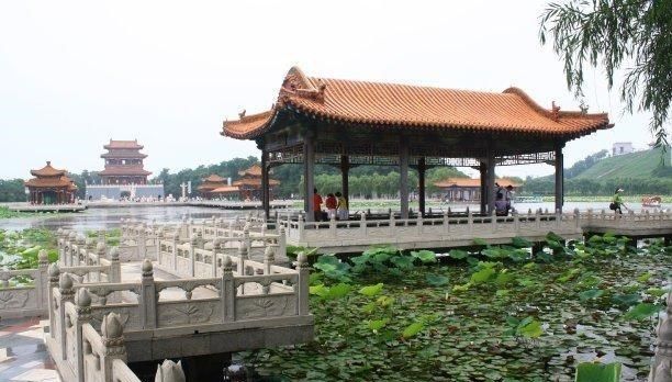 杭州有座大型人造公园，还原宋代都市风貌，为浙江“王牌景点”