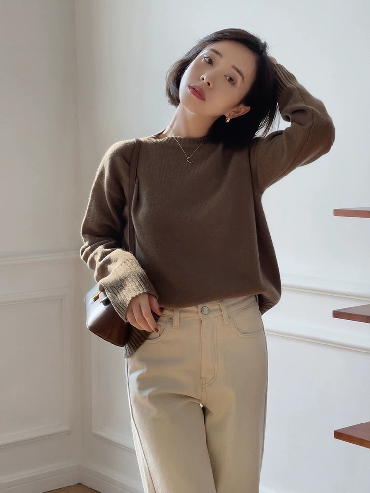 半身裙|30+女性秋后降温怎么穿?毛衣针织衫配牛仔裤高级减龄,温柔优雅