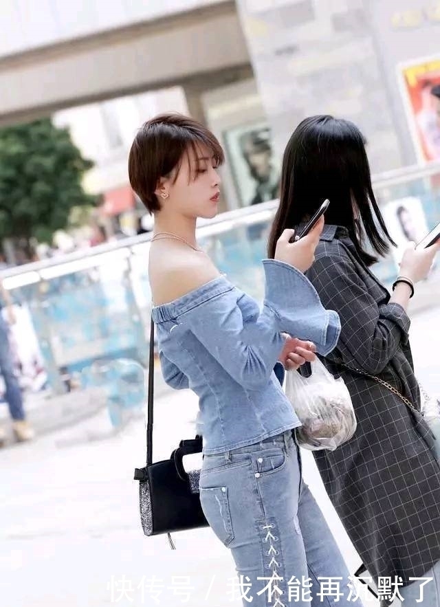 连衣裙|优雅时尚的街拍气场十足的美女,轻松成为目光的焦点