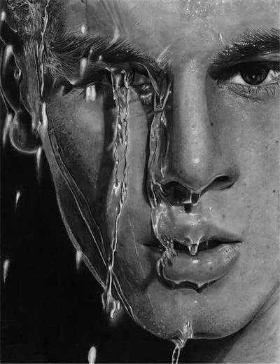 女子在沐浴,被他用铅笔画入画中,作品让人叹服