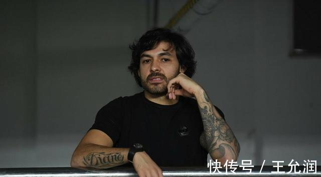 国足|愿意归化却归化无门的4大球星:若能得到一人,国足可进世界杯