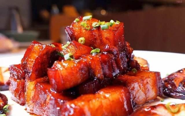 粗茶淡饭|过了45岁想长寿,请你放弃“粗茶淡饭”,选对跟吃对肉更有益