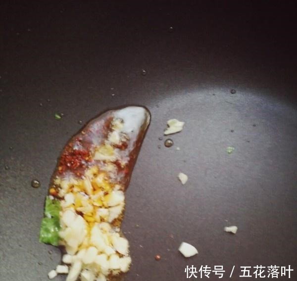 酒店|只有做夏天才是猪耳朵美味,且味道一点也不比酒店差