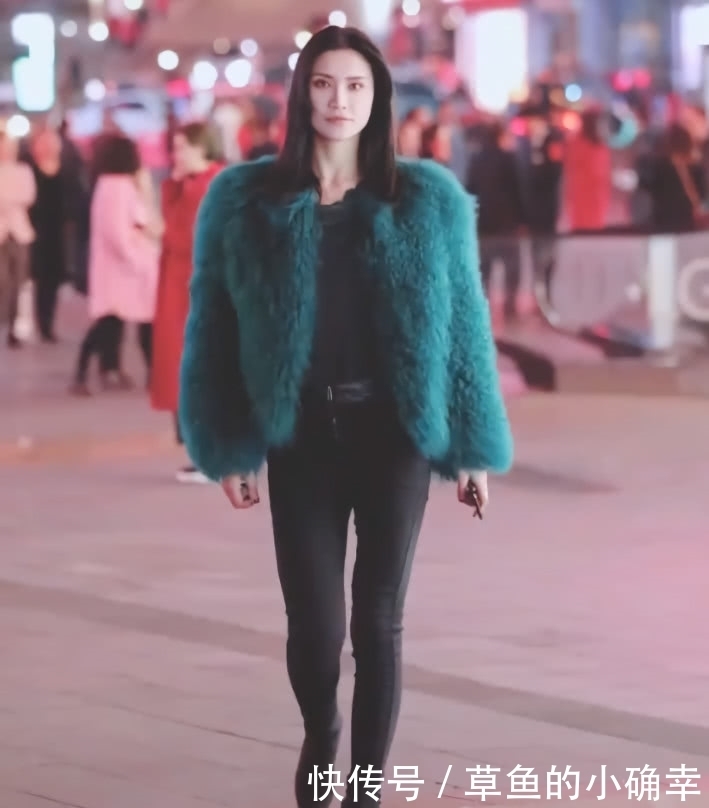 2018潮流穿搭解析:把鞋当“肉馅”用裤子包住,立马显腿长!