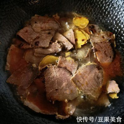  正宗地道的美食记之十五：尖椒炒水牛肉做法，速来围观