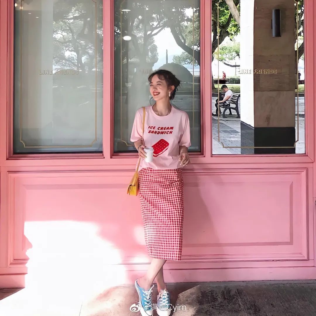 cp|衬衫+裙子、T恤+半裙=小个子夏秋王炸CP，巨洋气