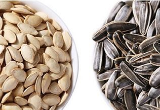 常吃|平日闲暇爱吃瓜子，南瓜子常吃好处多，跟葵花子有啥区别