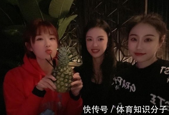 女排|太美了！女排张常宁化妆后参加队友生日会，颜值气质碾压一众好友