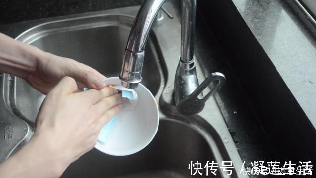 洗碗池|洗碗池上放个一次性口罩,这样用途太棒了,一年省下不少钱,实用