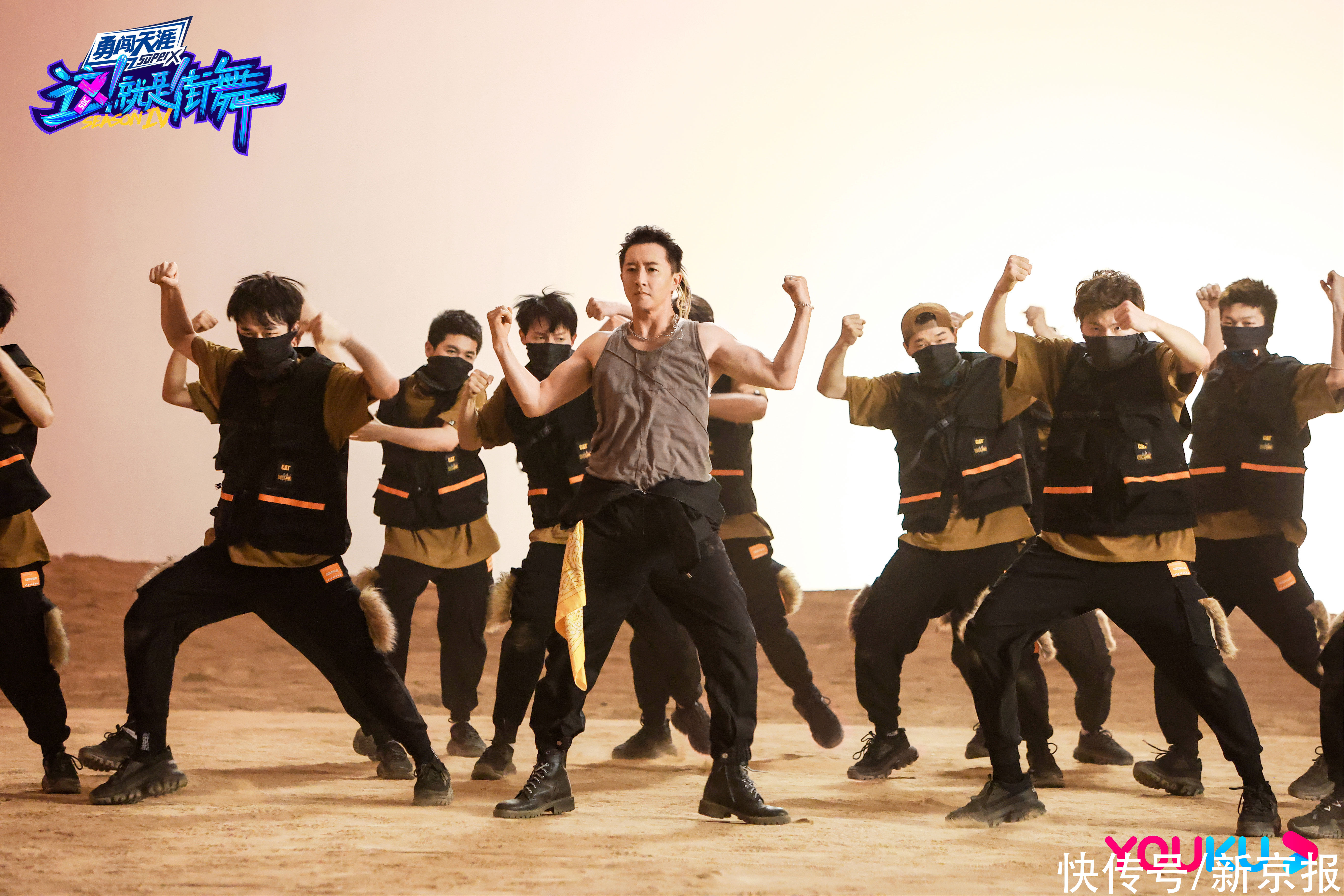 舞者|《这就是街舞4》为何能请到这么多“国际大神”?丨导演谈