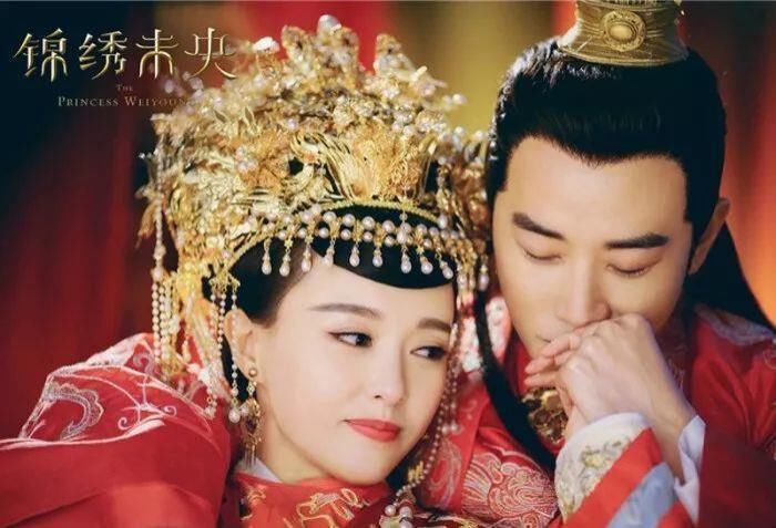 到底|相识8年定终身，从至交好友到恩爱夫妻，唐嫣罗晋的爱情到底多甜