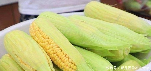 大厨|储存玉米,先煮后冻还是先冻后煮?大厨教你一招,玉米新鲜如初!