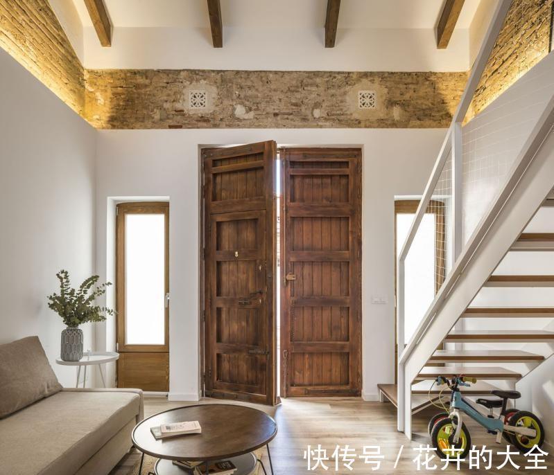农家小院|改造69㎡瓦房，搭建楼板变2层“别墅”，后院一捯饬别有一番风景