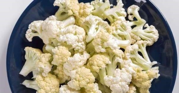 炒花菜前,先过油还是先焯水大厨教你正确做法,花菜又香又入味