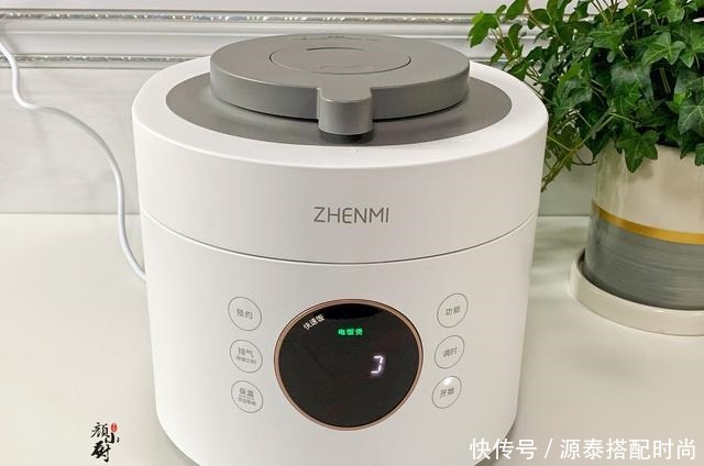 肉有饭|简单好做的懒人焖饭,一锅菜、肉、饭全有,焖一锅太馋人