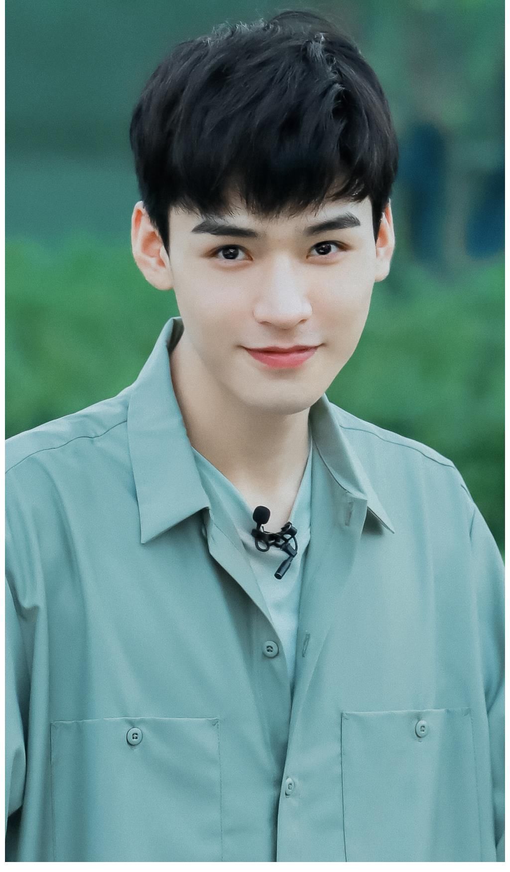 丁真|49岁的宁静自曝想嫁给21岁的丁真,是口误还是心里话?