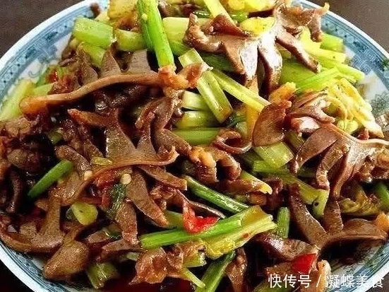 满足你和家人味蕾的下饭菜,又香又鲜,喜欢的可以试试