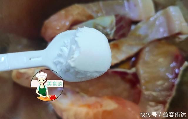 丝瓜和它是天生一对,蒸一蒸8分钟出锅,鲜到流口水,简单又营养