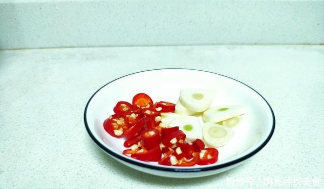 酸辣土豆丝|简易版酸辣土豆丝!