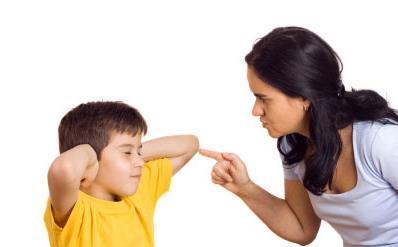 脾气|孩子总是不听话,沟通越来越困难,父母要减少责备