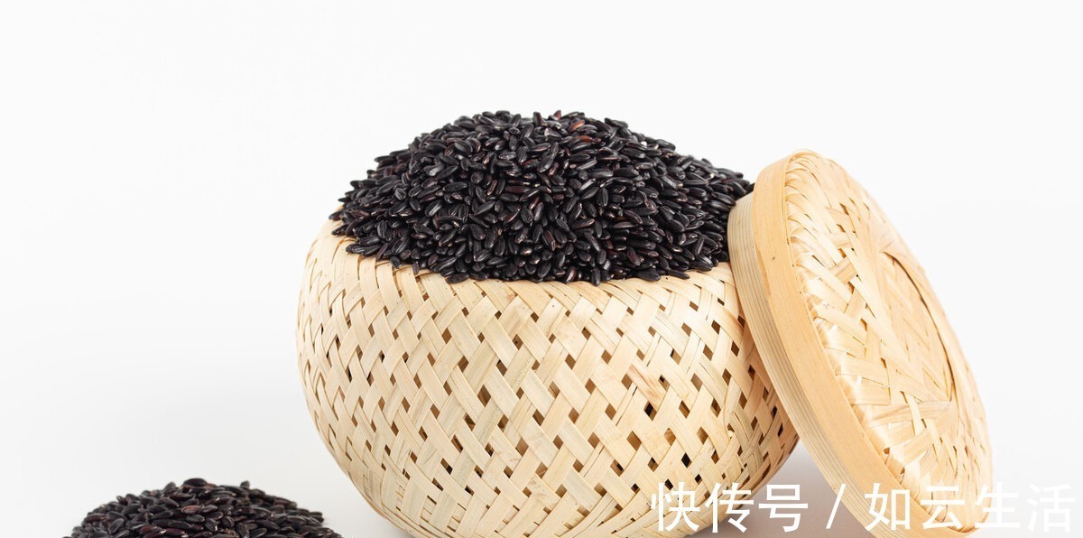 不粘|熬黑米粥时,不要只会加清水,多加1个步骤,好喝黏稠还不粘锅