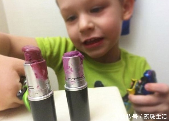 张奶奶|孩子在超市打碎一盒鸡蛋,店员要求10倍奉还,奶奶的做法很赞