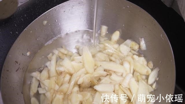 小菜|入秋后，遇到此物我必买20斤，每天早上坚持吃两片，胜过喝参汤