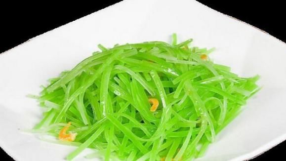 中年|此菜女性经常吃，淡化黑眼圈，皱纹不见了，还能甩走大肚腩！