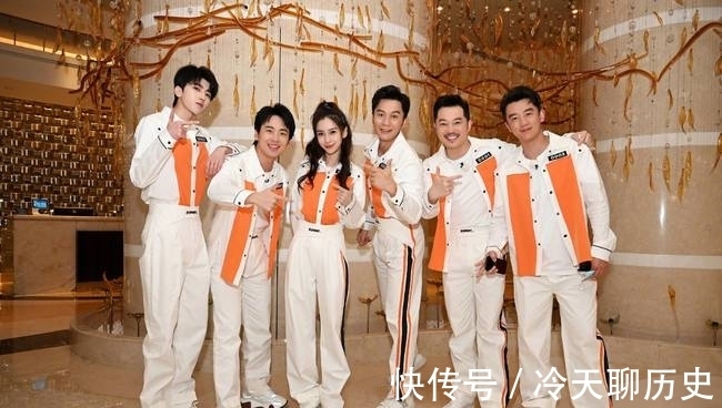 跑男|跑男第九季的没落:收视率一降又降,最初的兄弟都跑没了