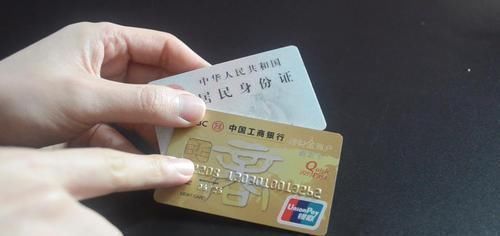 创可贴|今天才知道，创可贴除了用来止血，还有3个妙用，尽快告诉家人