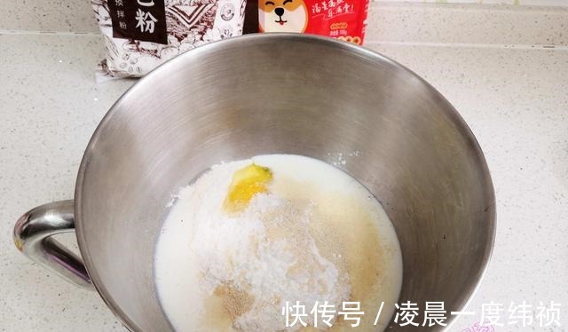 效果|想做面包没烤箱咋办跟我学这么做,有个蒸锅就搞定,效果还特棒