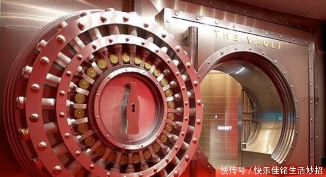 可口可乐|可口可乐将秘方存银行,为何包装上还要打印配方内行人道出实情