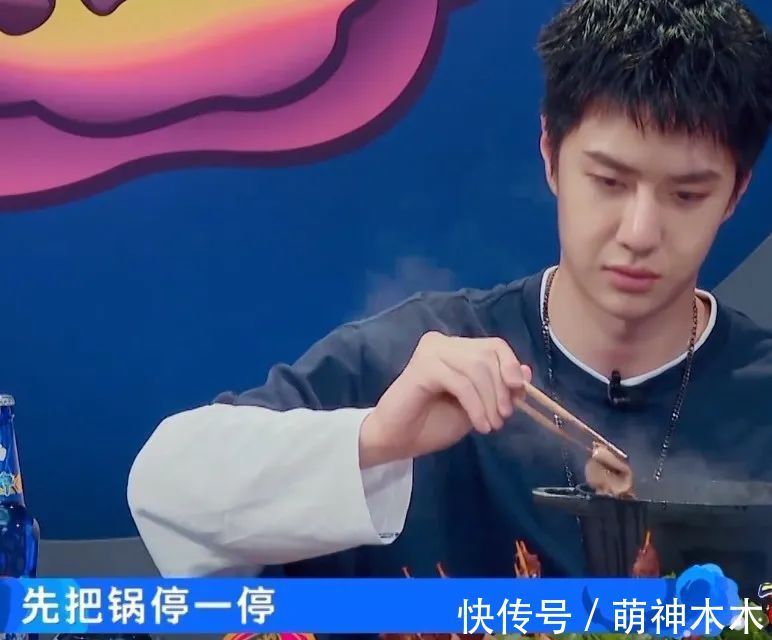 王一博|《街舞4》策劃又惹爭議,深夜火鍋吃傷隊長,人還沒飽就要做游戲