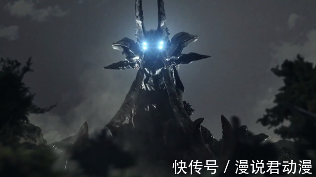 蜜拉|特利迦:卡尔蜜拉四力一体,吞噬同伴之暗,吸收核心之力