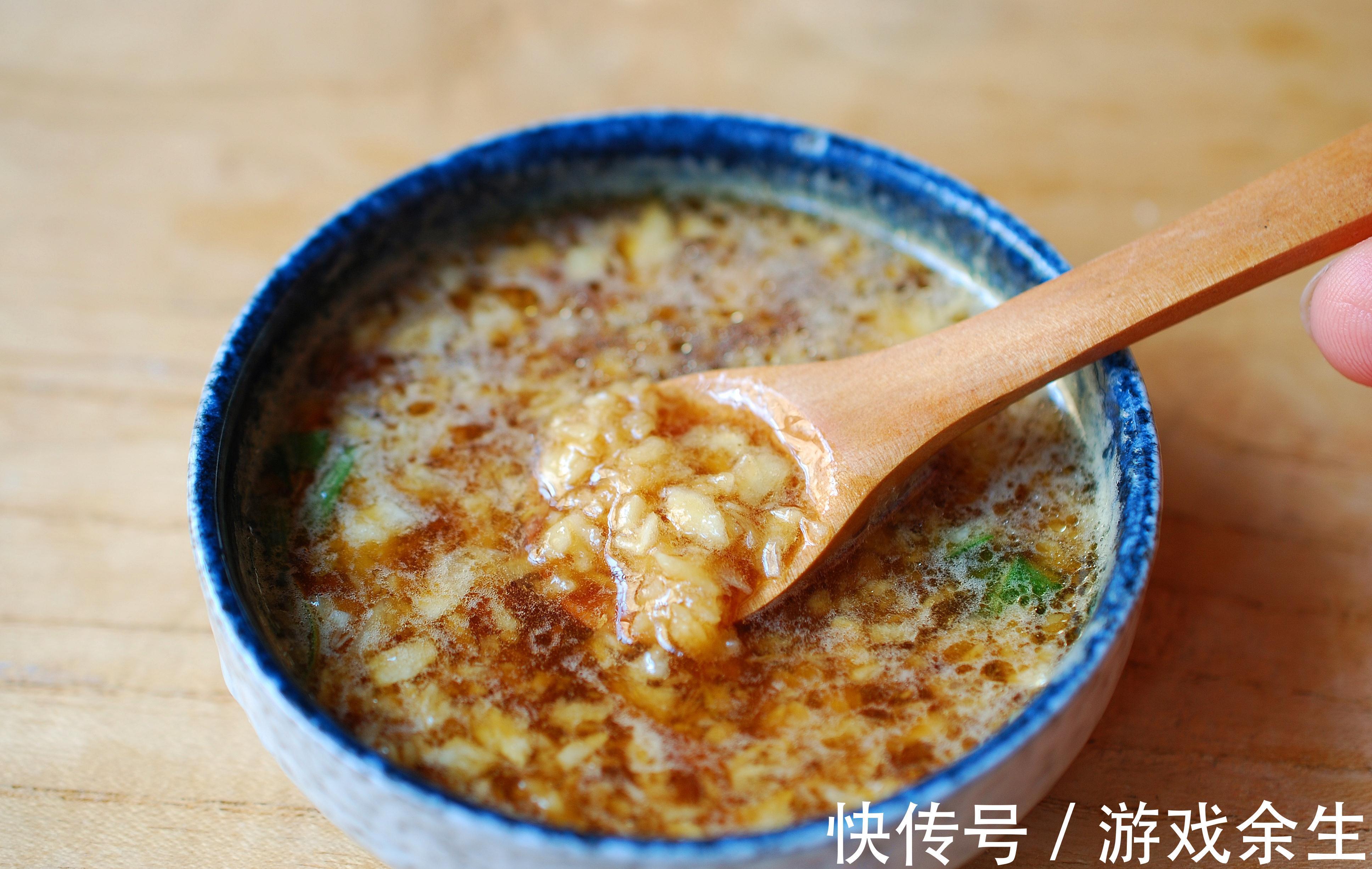 82岁奶奶腿脚利索耳朵好使,平时最爱吃此菜,无油健康又美味