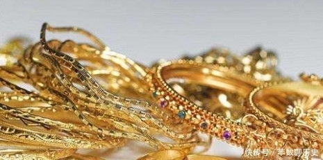 专家|为什么有些人身上不喜欢戴东西?心理专家作出解答,原来这么讲究