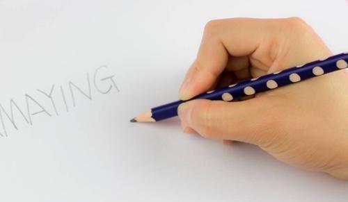 隐患!自动铅笔带来方便的同时,却有诸多隐患,难怪老师不推荐学生使用