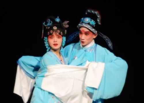  妹妹|乱世爱情《拜月亭》，其中内容丝毫不逊于《感天动地窦娥冤》