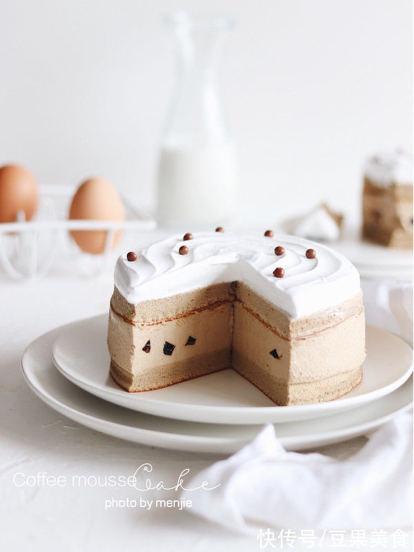 明天要上班，今天吃大餐咖啡冻｜浓情咖啡乳酪慕斯蛋糕