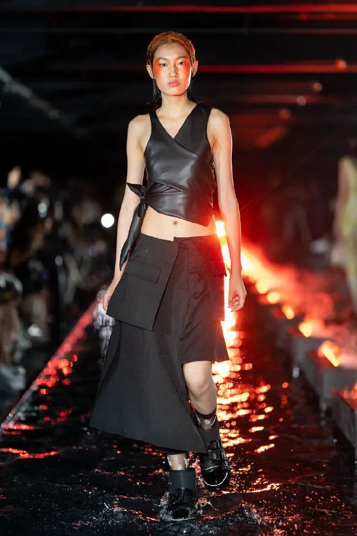 在上海时装周，发出了“哇哇哇”的声音|时髦办 | 中国式