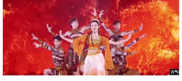 《舞蹈生》任璐瑶高光C位，张新童挤进前四，田轩宁意难平